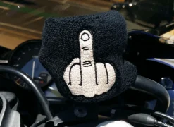 Middle Finger - Reservoir Cover^Moto Loot Hot